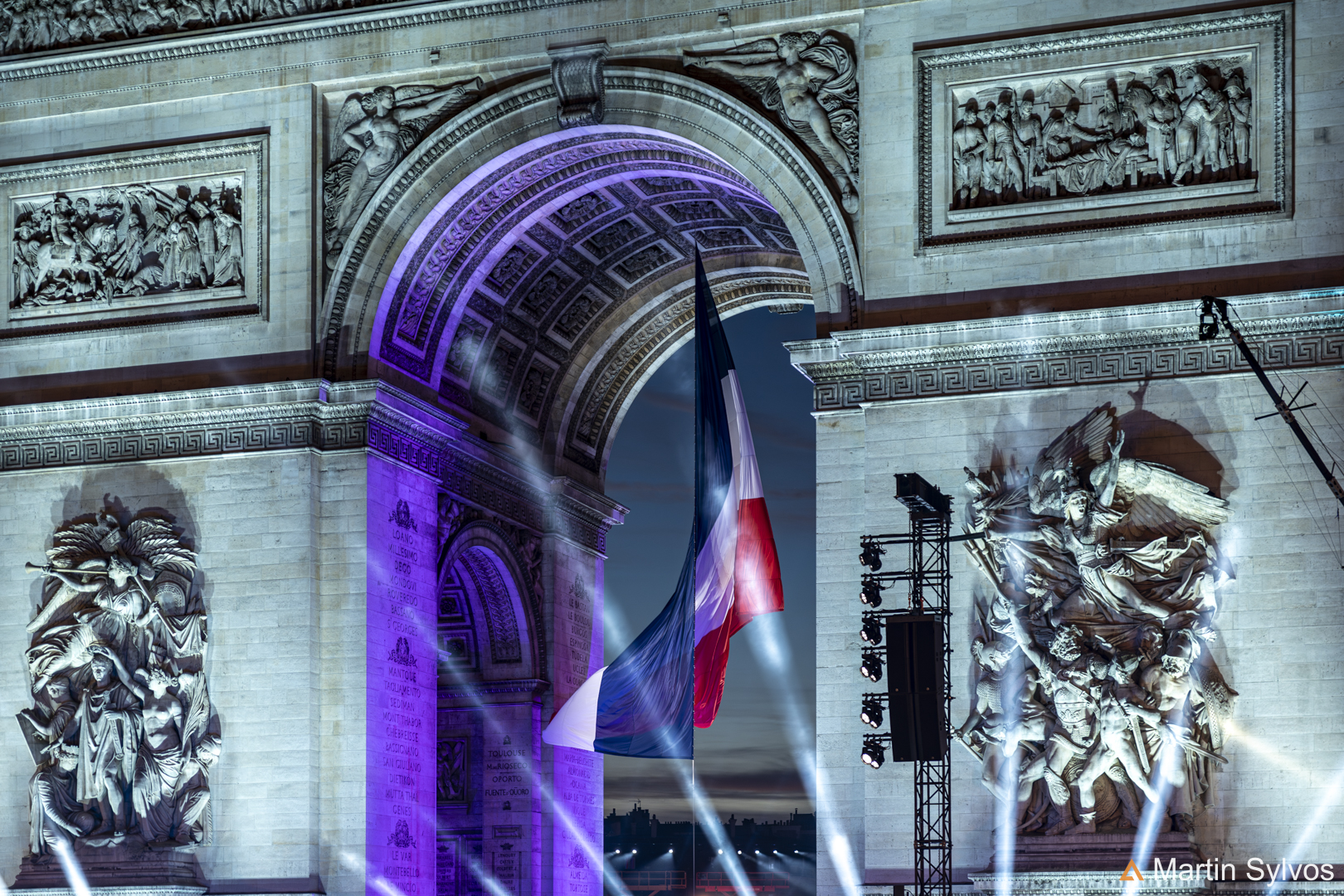 2024   Champs Elysées JO ceremonie finale   martin sylvos 1